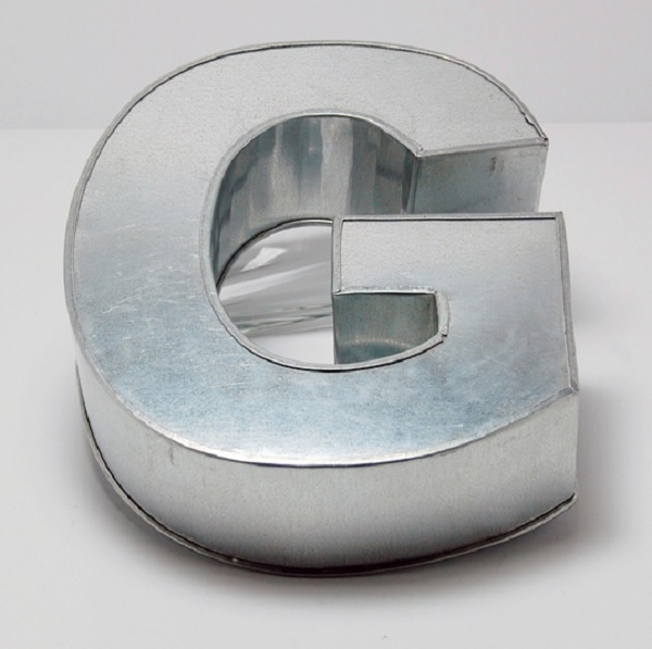 Backform Buchstabe "G", ca. 25,5 x 20,5 x 6,5 cm