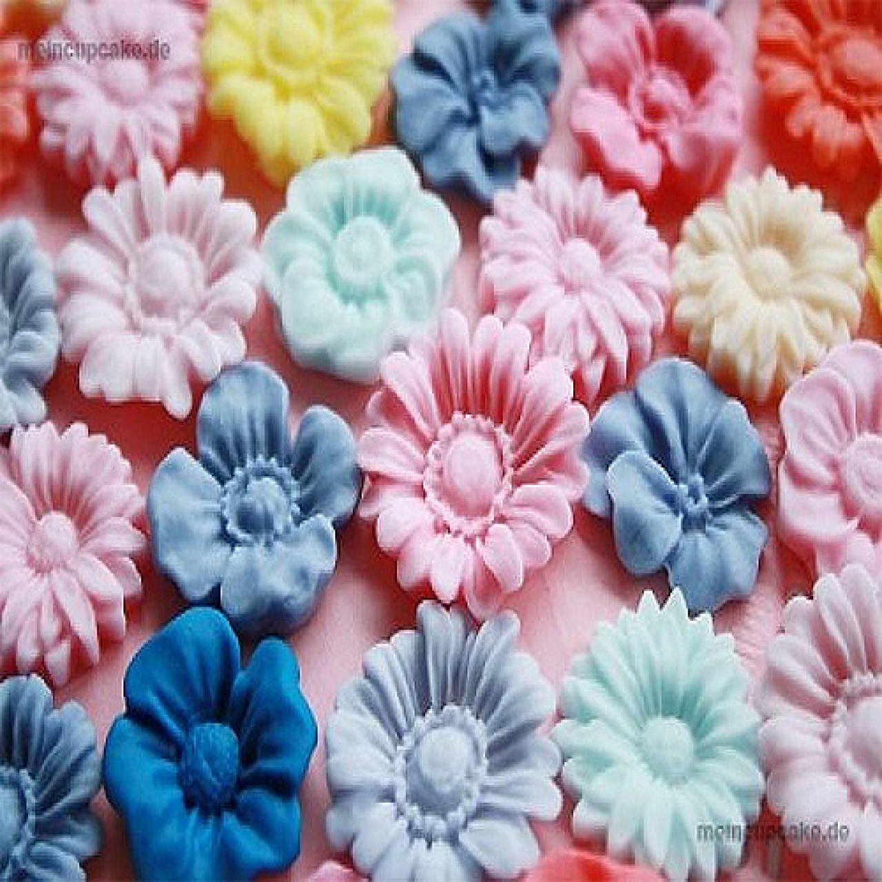 Silikonform für Cupcakes & Tortendeko (Gießform) - 11 Blumen